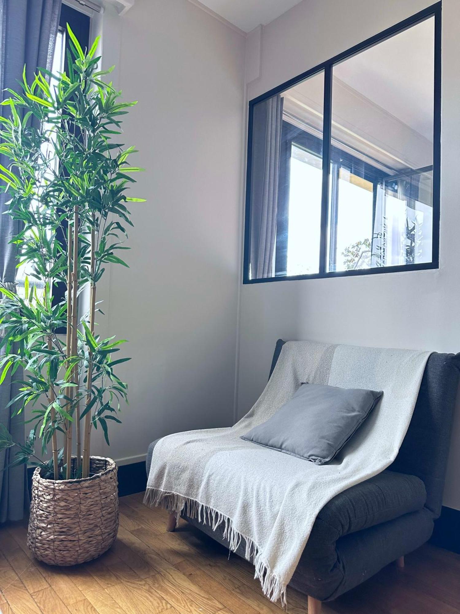 Apartment Stylish With A Balcony In